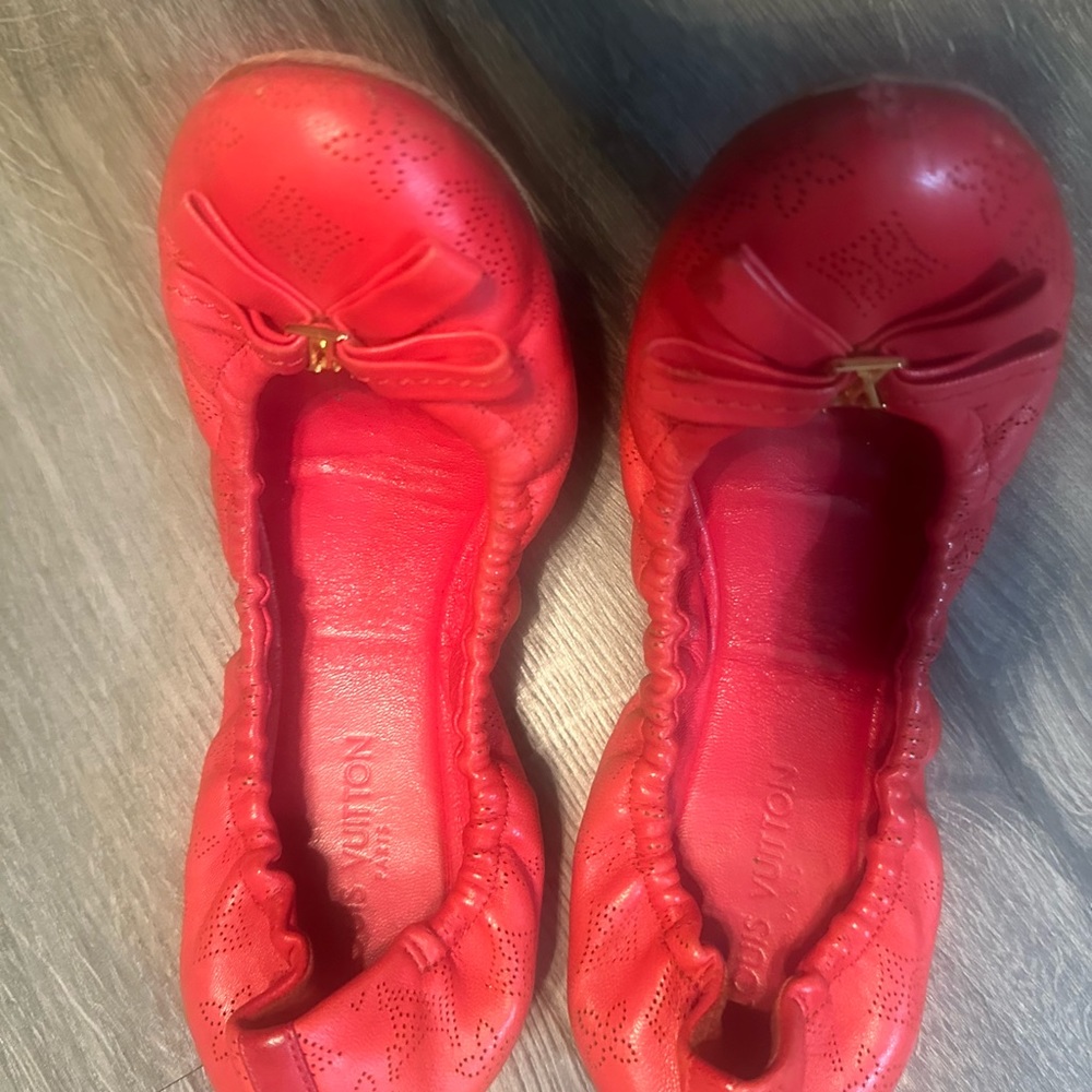 Women’s LV ballerina shoes